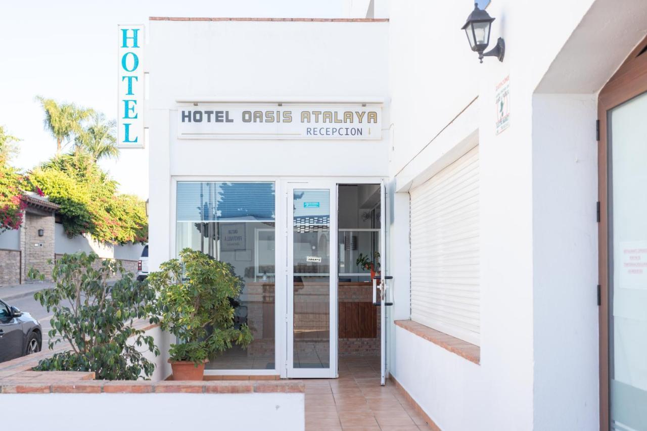 Hotel Oasis Atalaya Conil De La Frontera Esterno foto