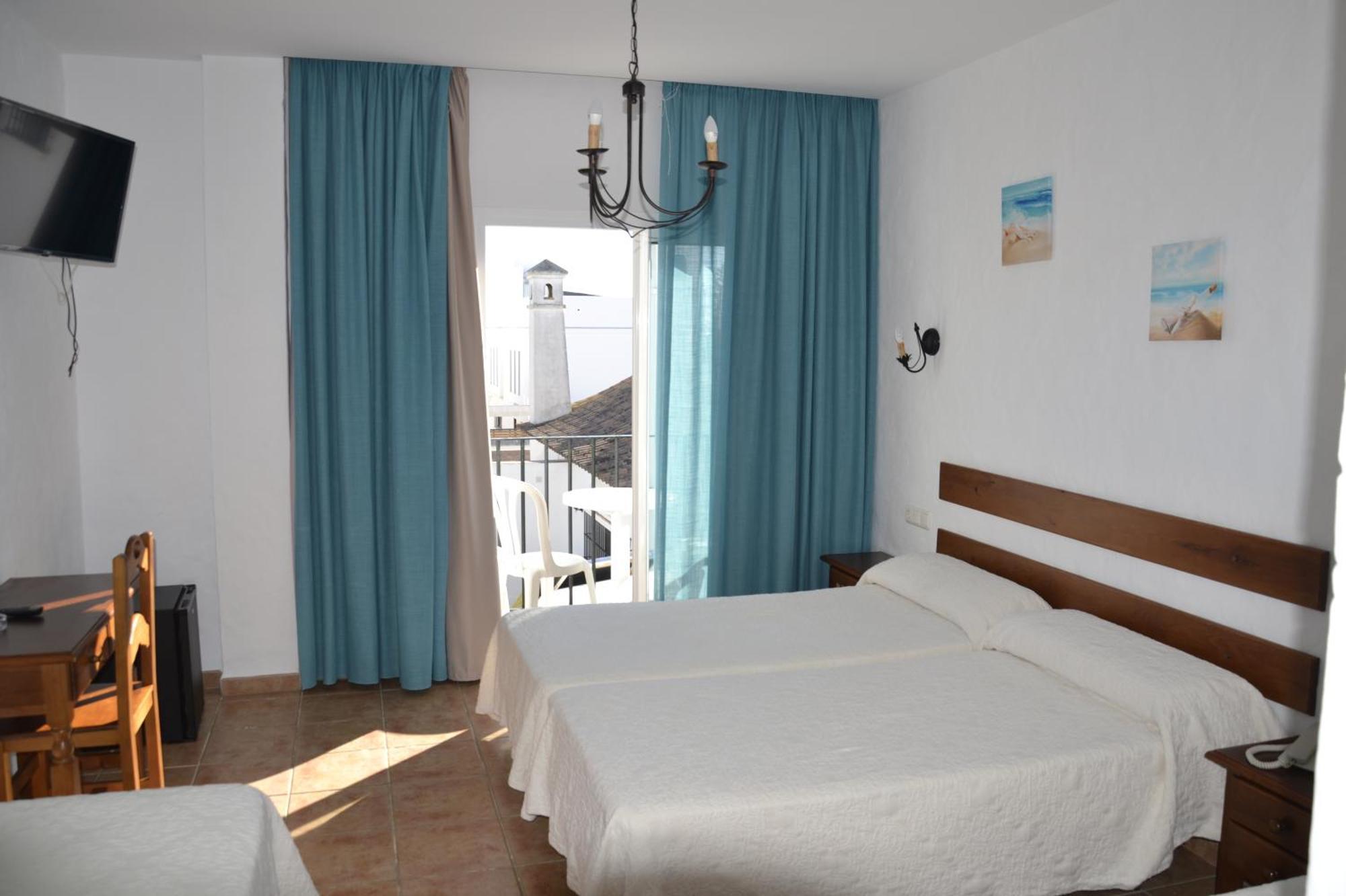 Hotel Oasis Atalaya Conil De La Frontera Esterno foto