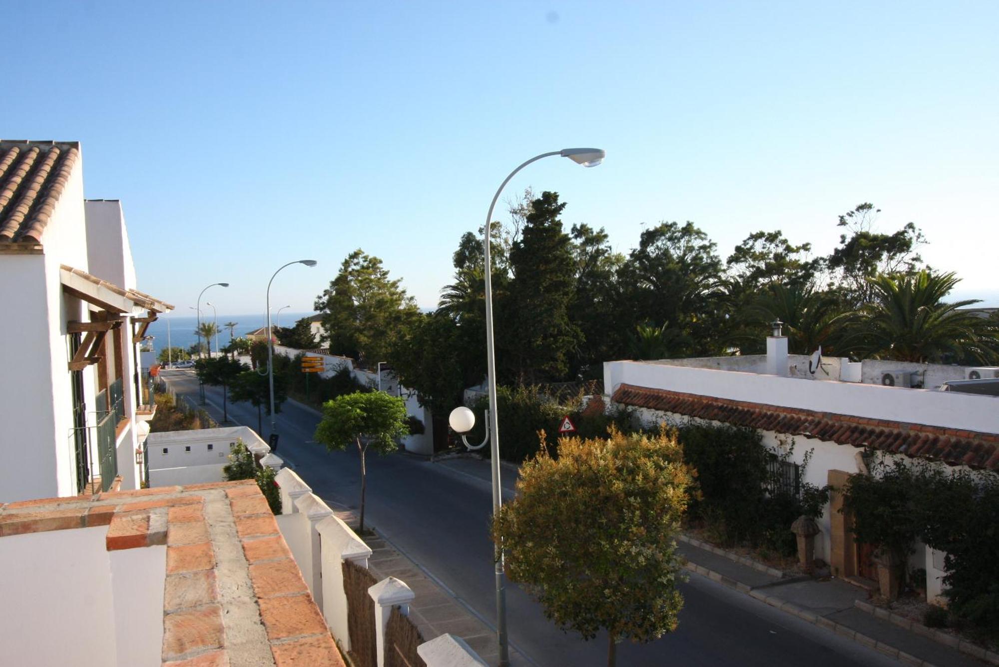 Hotel Oasis Atalaya Conil De La Frontera Esterno foto
