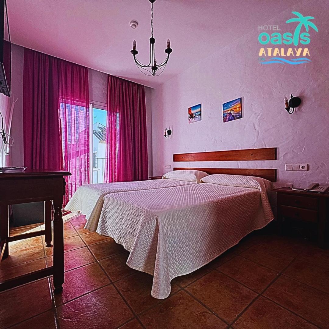 Hotel Oasis Atalaya Conil De La Frontera Esterno foto